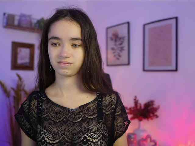 GiaPaige18 webcam