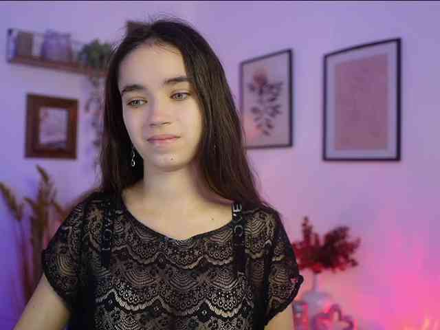 GiaPaige18 webcam