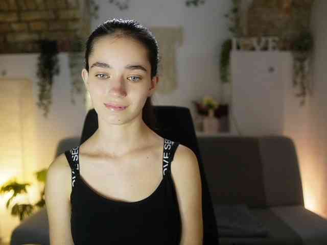 GiaPaige18 webcam