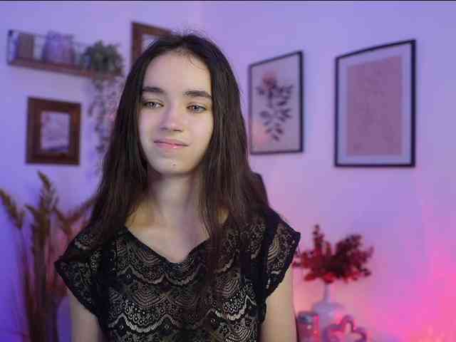 GiaPaige18 webcam