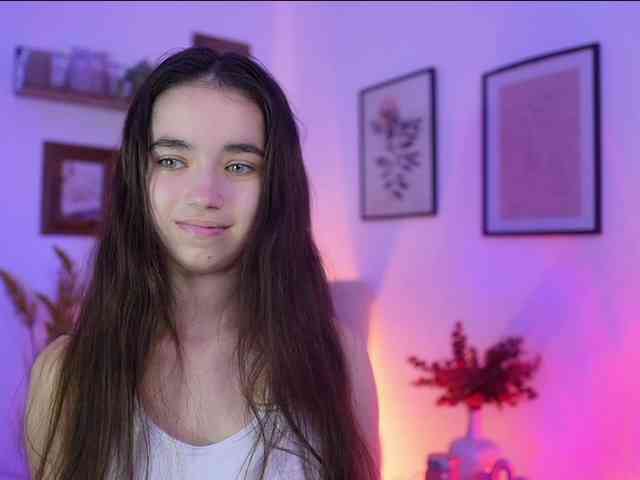 GiaPaige18 webcam