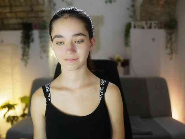 GiaPaige18 webcam