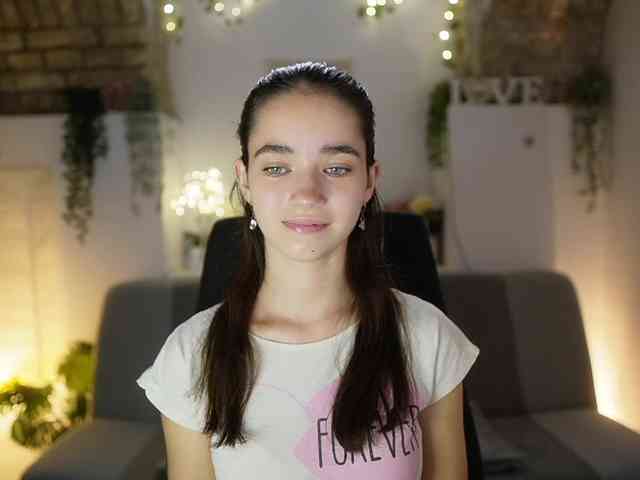 GiaPaige18 webcam
