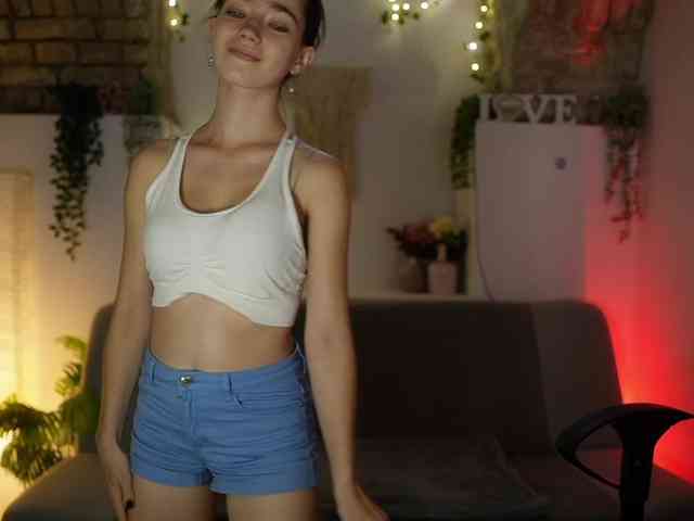 GiaPaige18 webcam