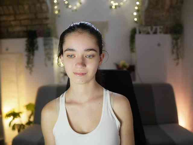 GiaPaige18 webcam