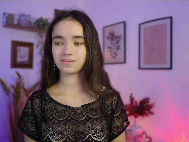GiaPaige18 webcam