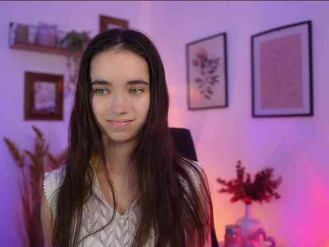 GiaPaige18 webcam