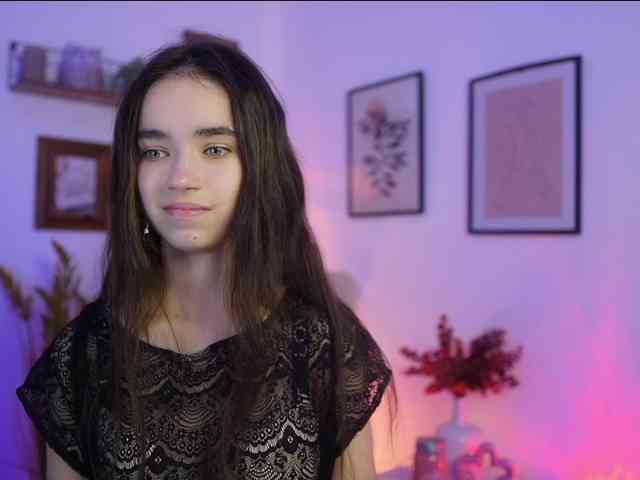 GiaPaige18 webcam