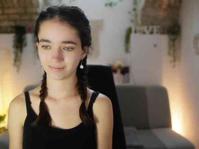 GiaPaige18 webcam