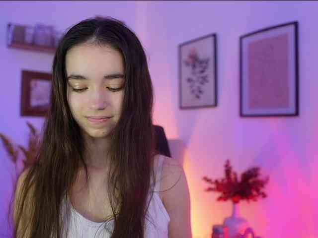 GiaPaige18 webcam