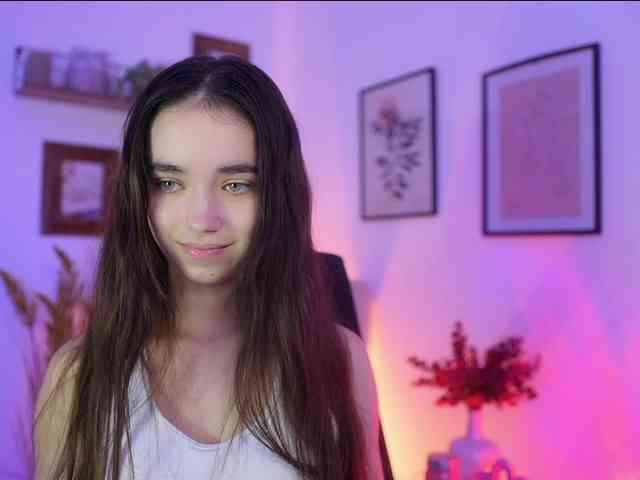 GiaPaige18 webcam