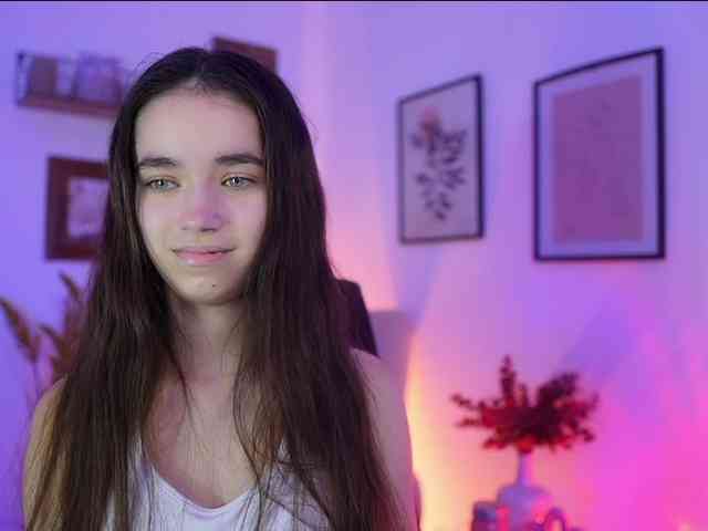 GiaPaige18 webcam