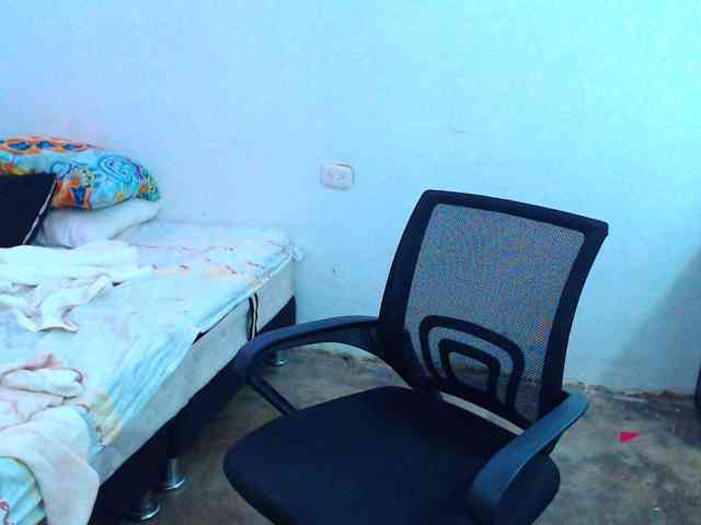 stefhy01love webcam