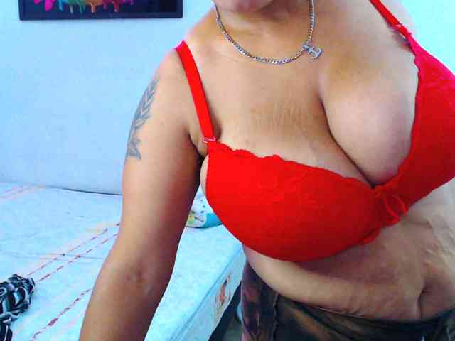 stefhy01love webcam