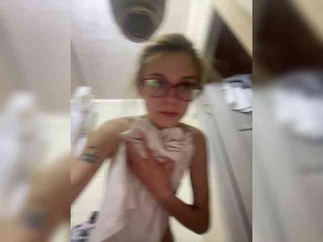 Vanilla-Tobacco webcam
