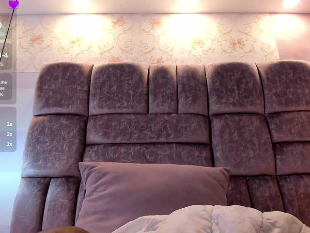 amina-west webcam bongacams model stream image
