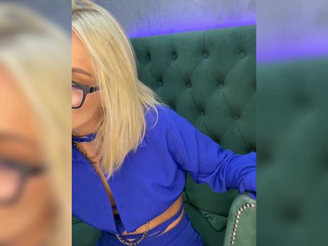 DarinaUK on BongaCams 