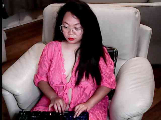 YannahBabe webcam