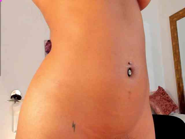 MelaniaRousse webcam