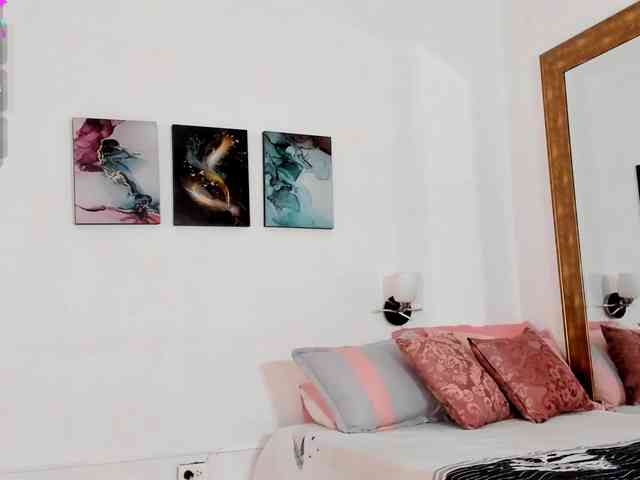 MelaniaRousse webcam