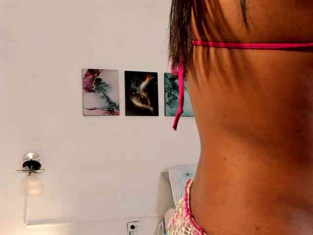 MelaniaRousse webcam