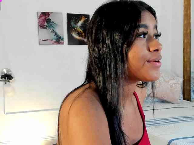 MelaniaRousse webcam