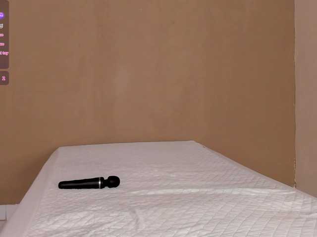 Juliette-1's BongaCams show and profile