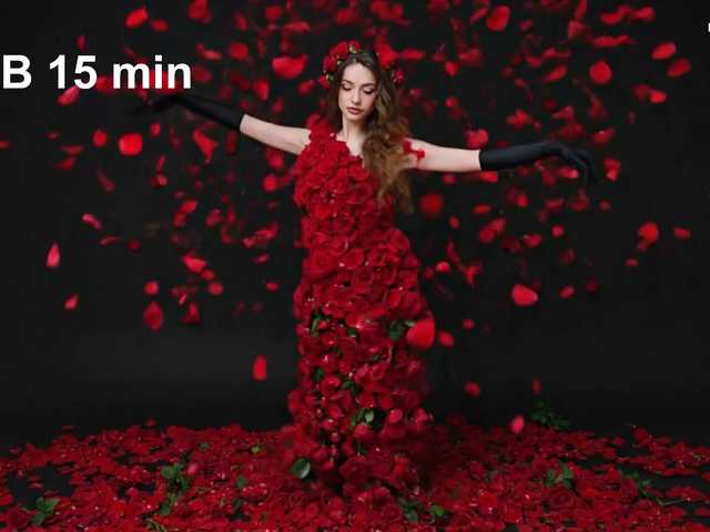 SarahSupershy's BongaCams show and profile