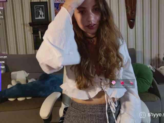 SarahShy webcam