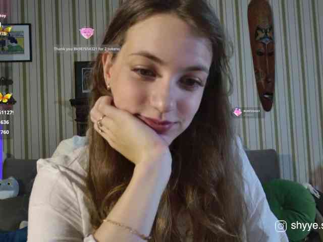SarahShy webcam