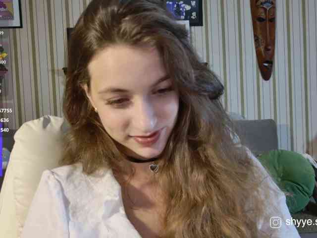 SarahShy webcam
