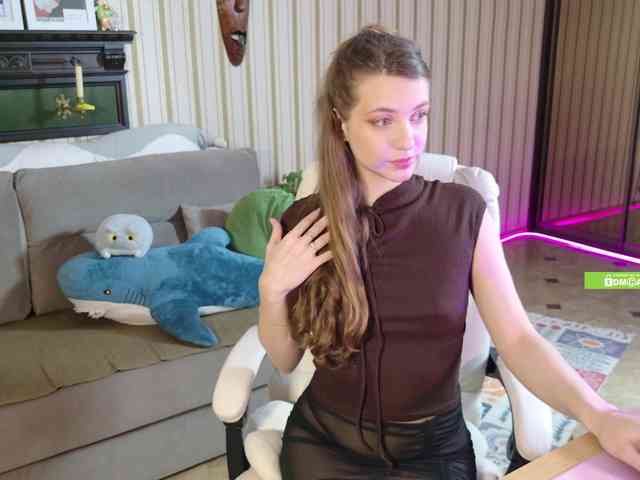 SarahSupershy Live Webcam on BongaCams