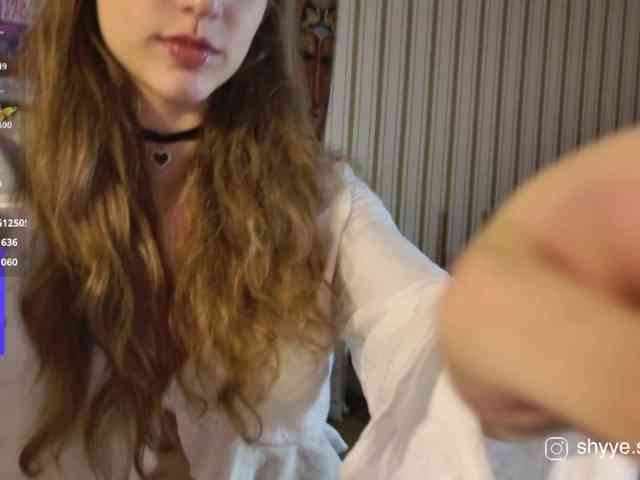 SarahShy webcam