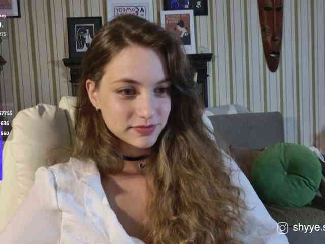 SarahShy webcam