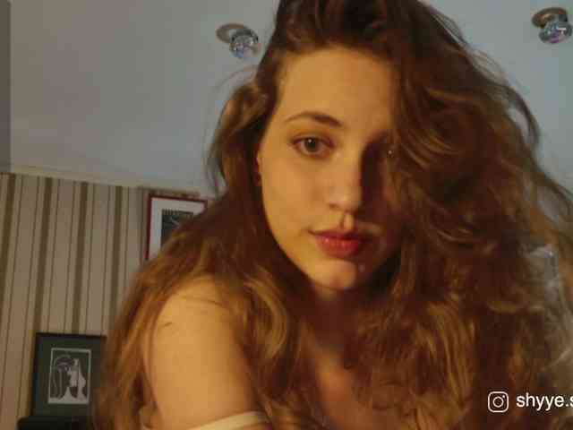 SarahSupershy