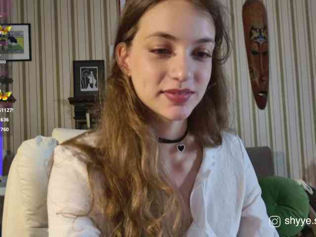 SarahShy webcam