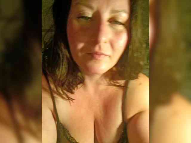 Elizabethh webcam