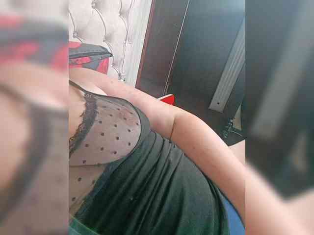 Elizabethh webcam