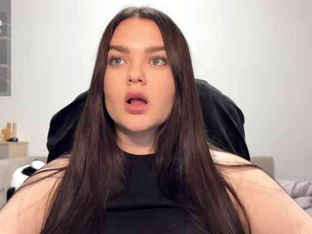 JennisXcharming webcam