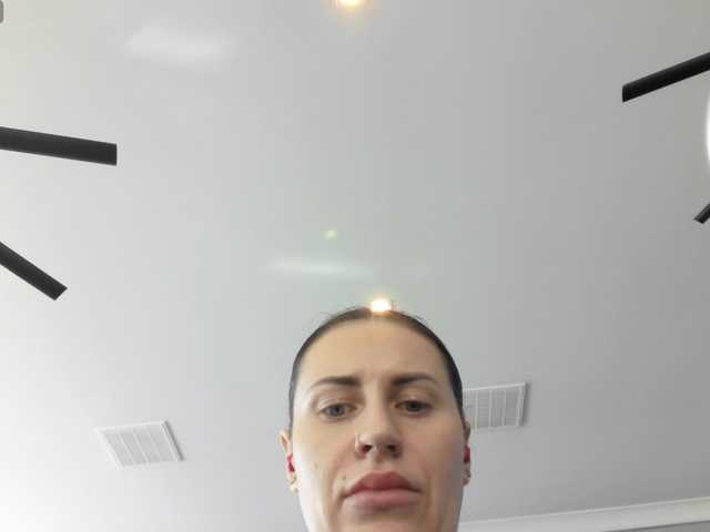 Violet888's BongaCams show and profile