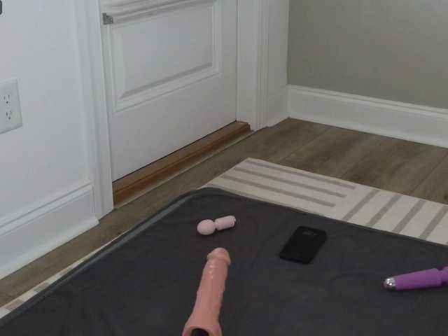 Violet888's BongaCams show and profile