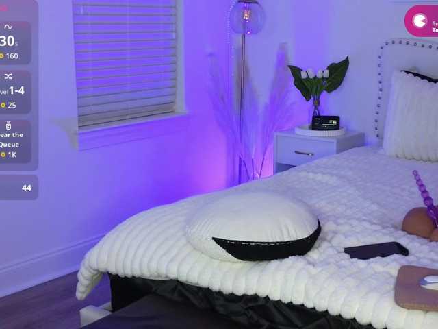 Violet888's BongaCams show and profile