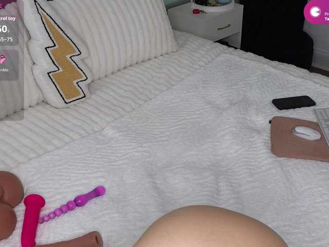 Violet888's BongaCams show and profile