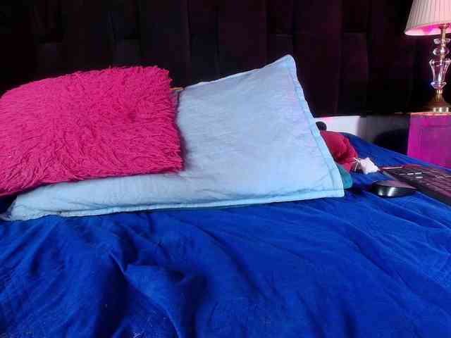 shels-loreds webcam