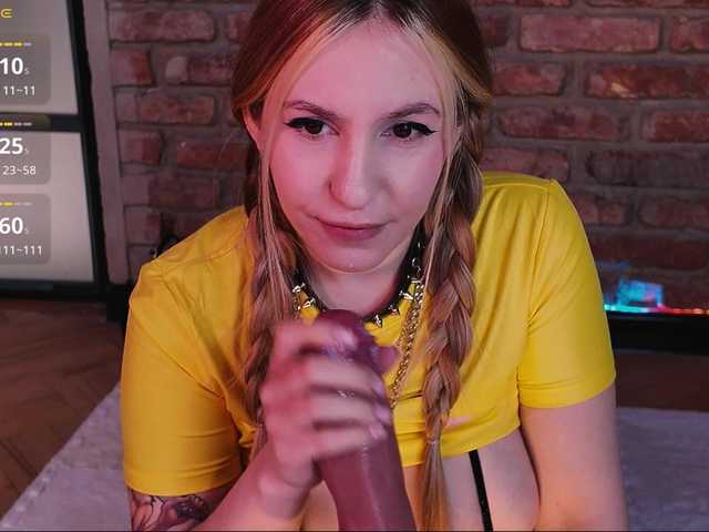 VikkiRood's BongaCams show and profile