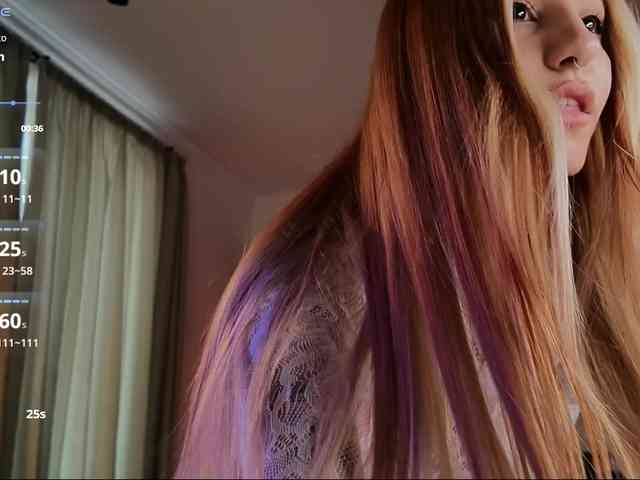 VikkiRood Live Webcam on BongaCams