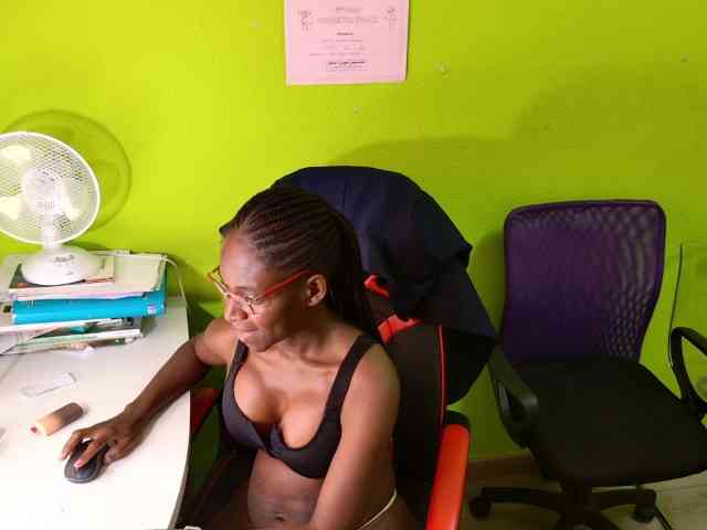 striptease webcam Lolaciao23