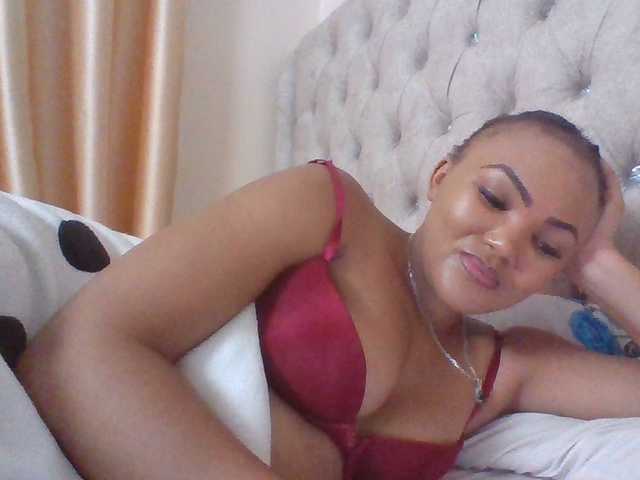 Beautystar12's BongaCams show and profile