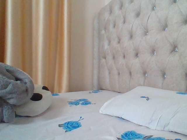 Beautystar12's BongaCams show and profile