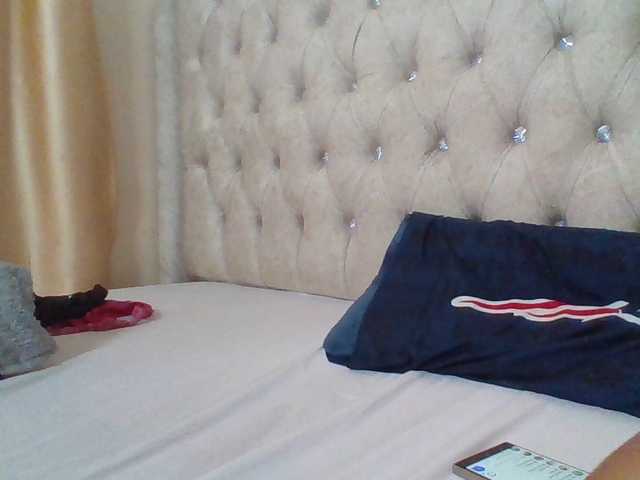 Beautystar12's BongaCams show and profile